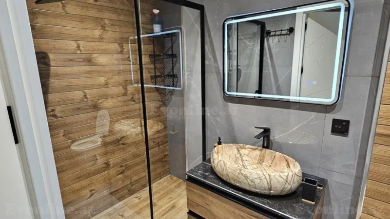 Satılır 3 otaqlı Mənzil Yeni tikili 85 m² 5-ci mikrorayon - şəkil 15