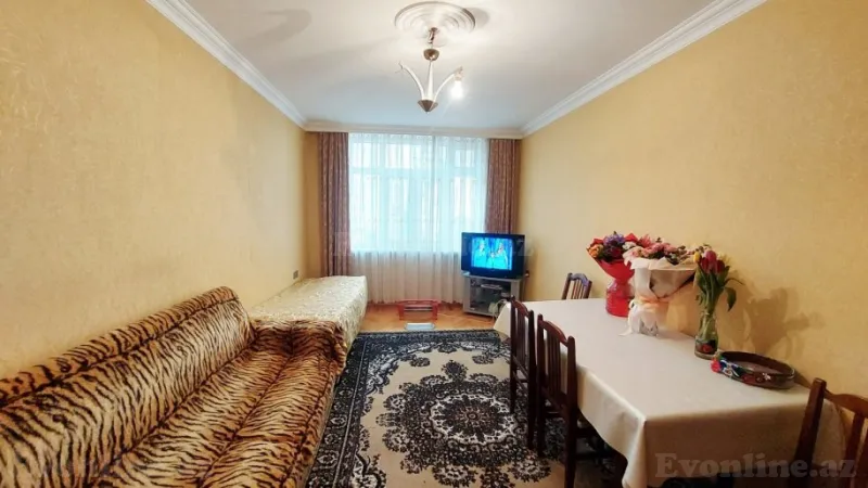 Satılır 3 otaqlı Mənzil Köhnə tikili 72 m² Sumqayıt - şəkil 2