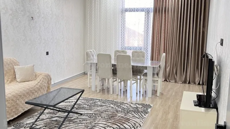 Kirayə verilir 3 otaqlı Mənzil Yeni tikili 104 m² 8 Noyabr m.