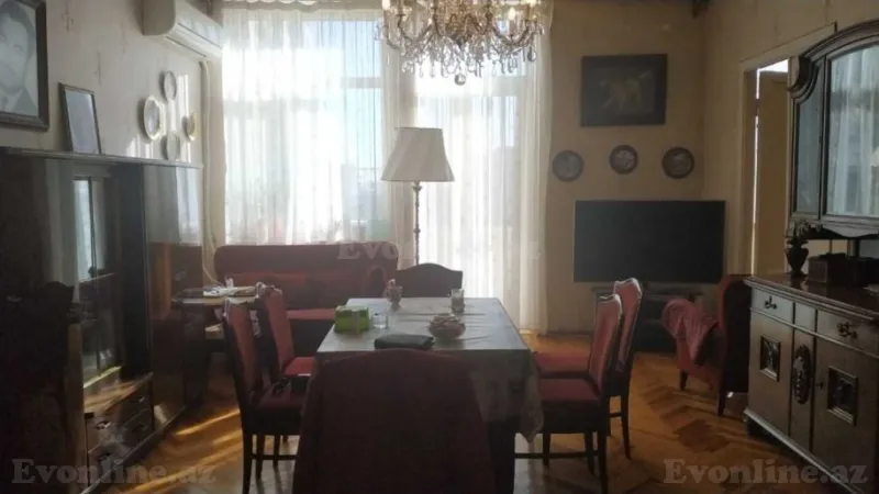 Satılır 3 otaqlı Mənzil Köhnə tikili 100 m² Nizami m. - şəkil 2