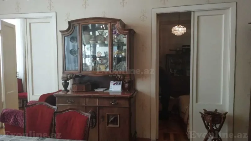 Satılır 3 otaqlı Mənzil Köhnə tikili 100 m² Nizami m. - şəkil 6