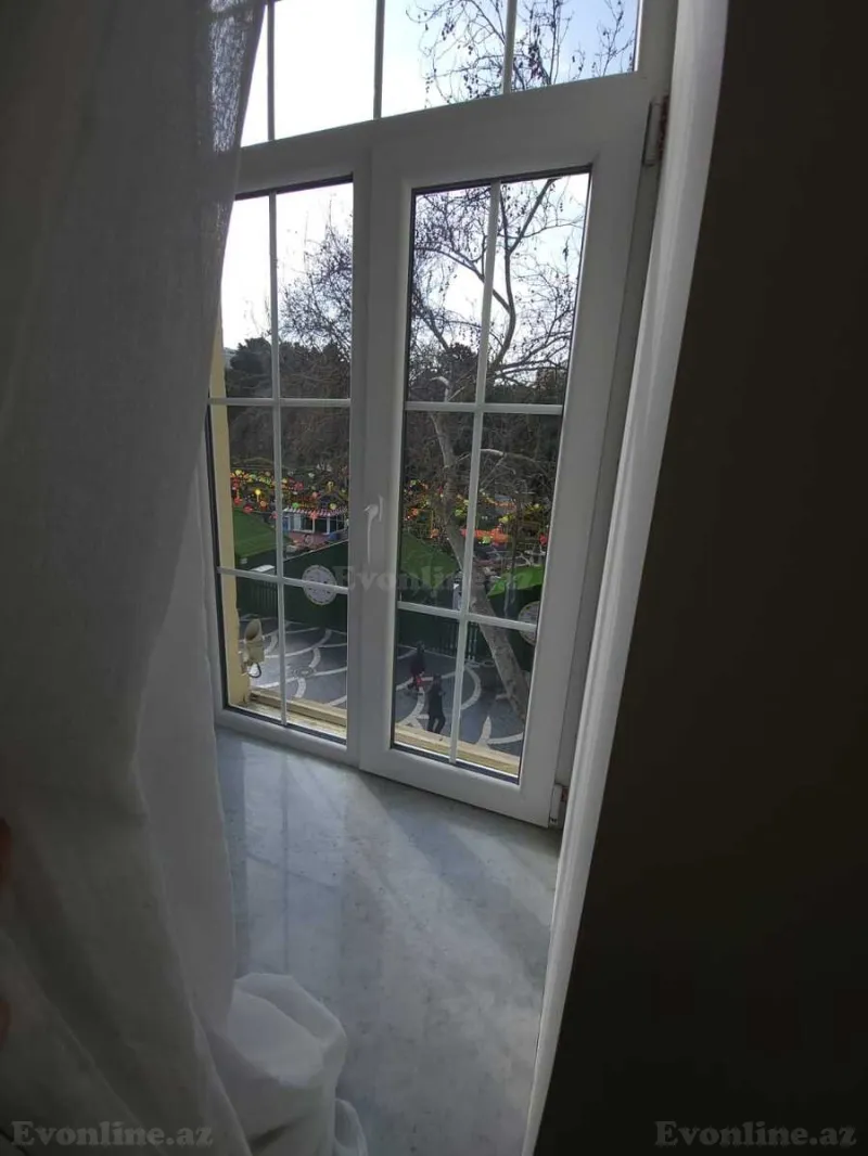 Kirayə verilir 2 otaqlı Mənzil Köhnə tikili 40 m² Sahil m. - şəkil 9