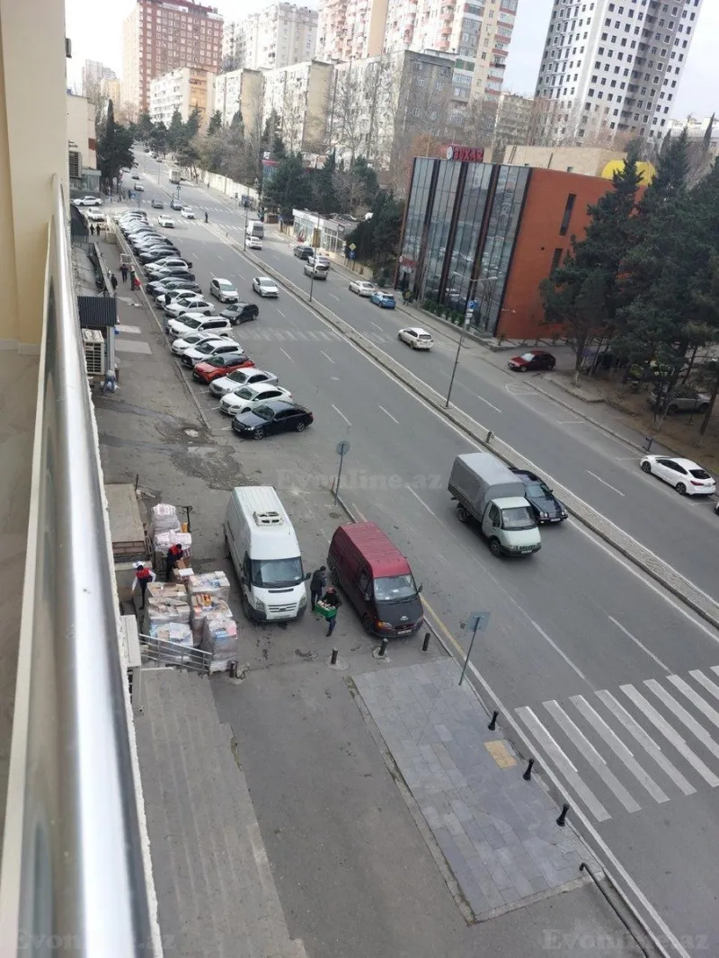 Satılır 3 otaqlı Mənzil Yeni tikili 95 m² 4-cü mikrorayon - şəkil 2