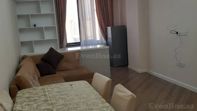 Kirayə verilir 2 otaqlı Mənzil Yeni tikili 75 m² İnşaatçılar m.