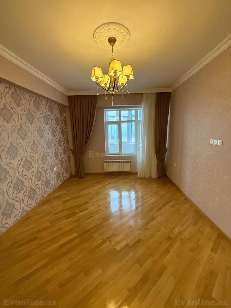 Satılır 3 otaqlı Mənzil Yeni tikili 137 m² Badamdar - şəkil 4