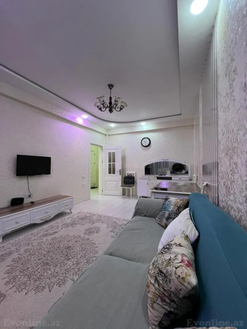 Kirayə verilir 3 otaqlı Mənzil Yeni tikili 65 m² Yeni Yasamal