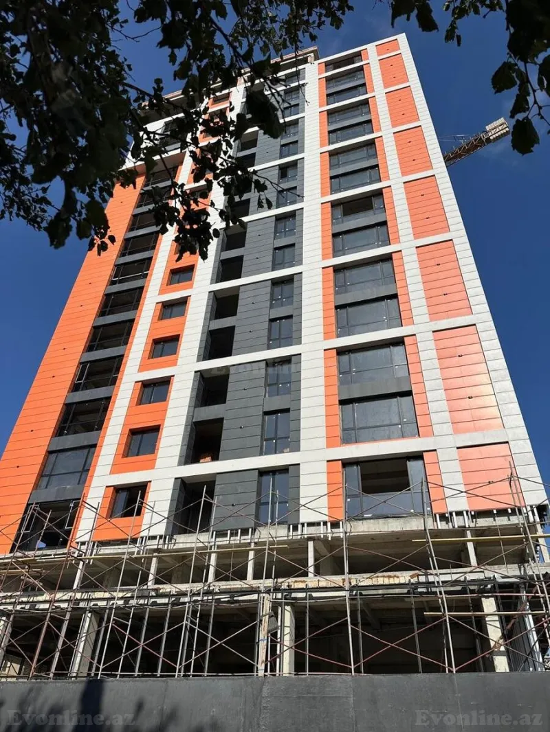 Satılır 3 otaqlı Mənzil Yeni tikili 147.3 m² Elmlər Akademiyası m.