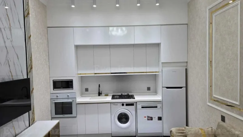 Satılır 2 otaqlı Mənzil Yeni tikili 70 m² Xətai r. - şəkil 5