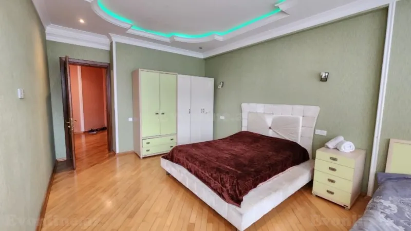 Kirayə verilir 2 otaqlı Mənzil Yeni tikili 115 m² 28 May m. - şəkil 6