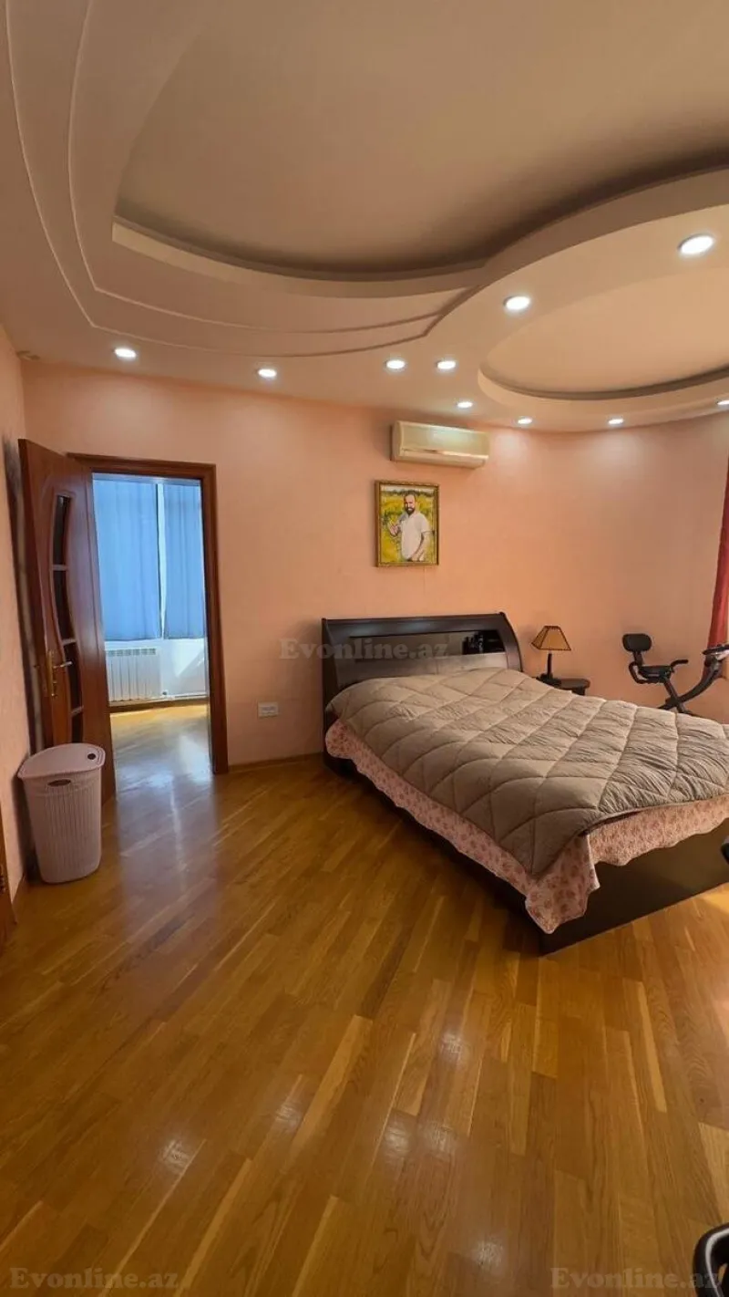 Satılır 4 otaqlı Mənzil Yeni tikili 205 m² Nizami m. - şəkil 18