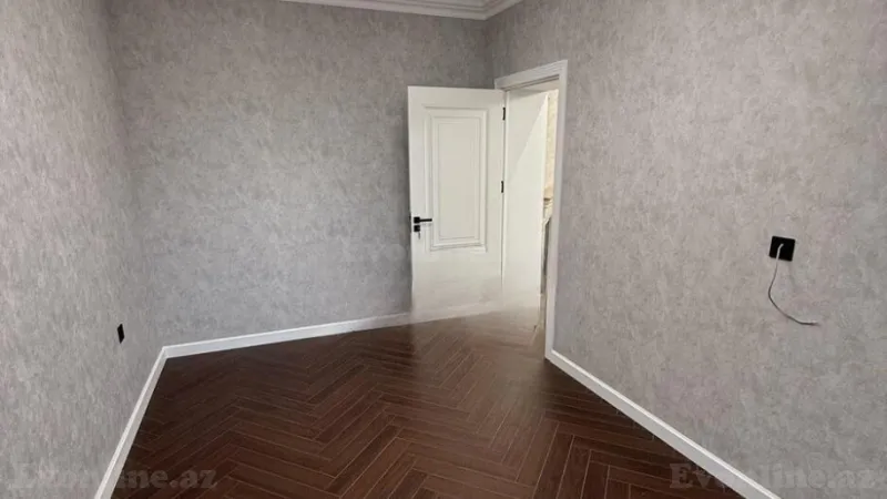 Satılır 3 otaqlı Mənzil Köhnə tikili 75 m² Gənclik m. - şəkil 6