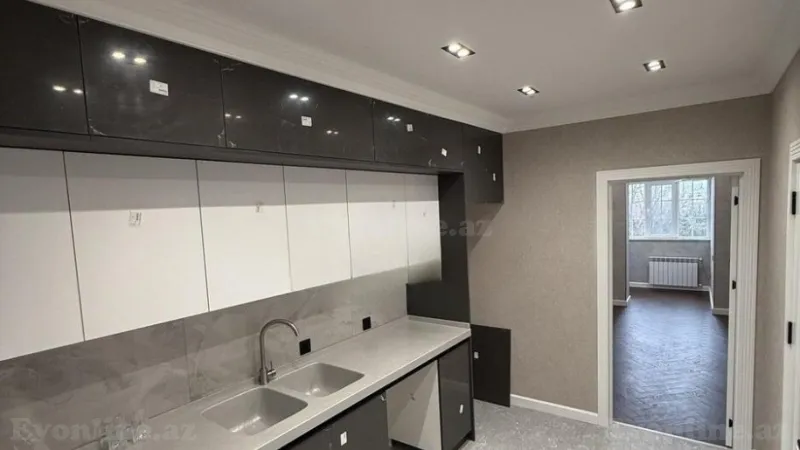 Satılır 3 otaqlı Mənzil Köhnə tikili 75 m² Gənclik m. - şəkil 12