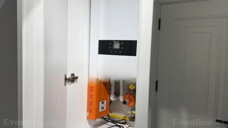 Satılır 3 otaqlı Mənzil Köhnə tikili 75 m² Gənclik m. - şəkil 17