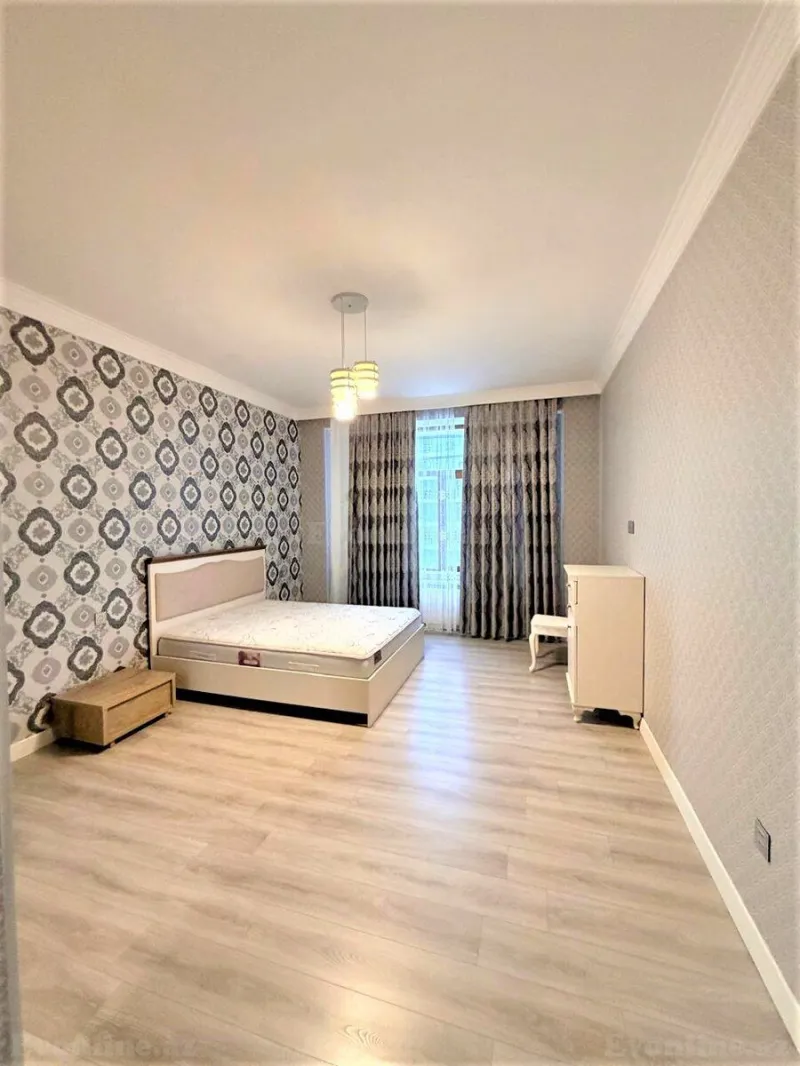 Kirayə verilir 5 otaqlı Mənzil Yeni tikili 220 m² Xətai m. - şəkil 7