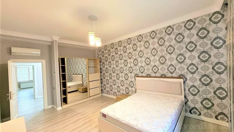 Kirayə verilir 5 otaqlı Mənzil Yeni tikili 220 m² Xətai m. - şəkil 8