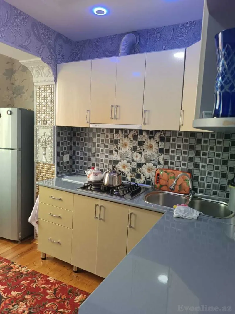 Satılır 3 otaqlı Mənzil Köhnə tikili 82 m² Sabunçu r. - şəkil 4