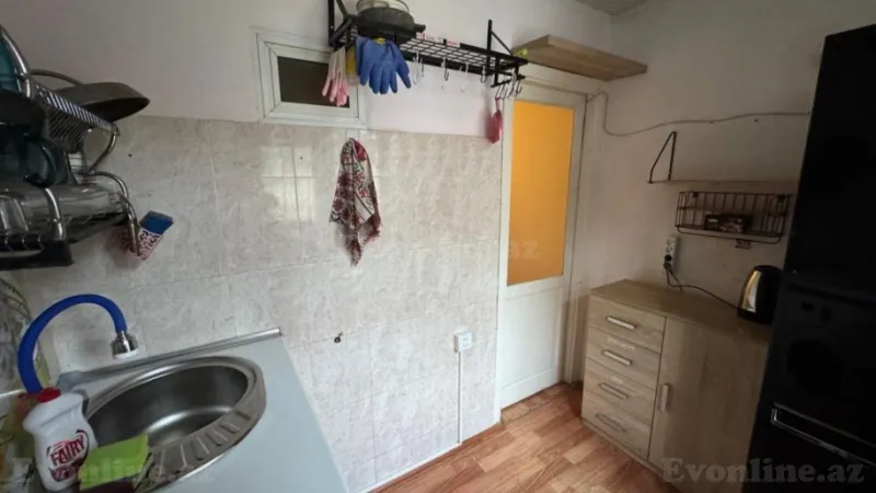 Satılır 2 otaqlı Mənzil Köhnə tikili 60 m² Yasamal - şəkil 3