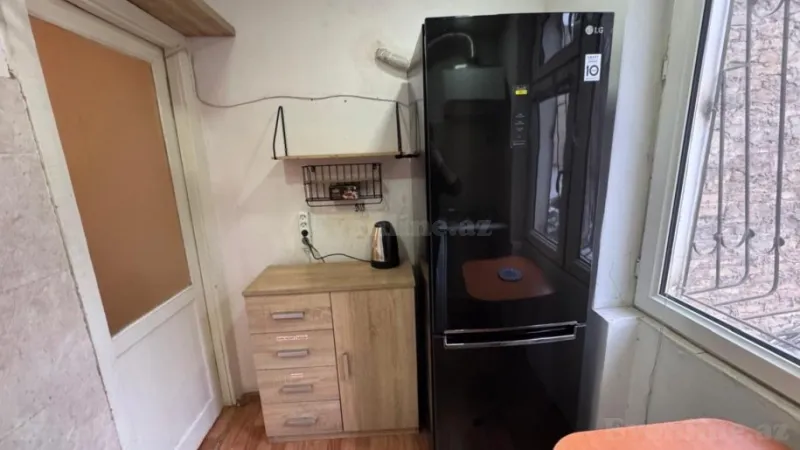 Satılır 2 otaqlı Mənzil Köhnə tikili 60 m² Yasamal - şəkil 10