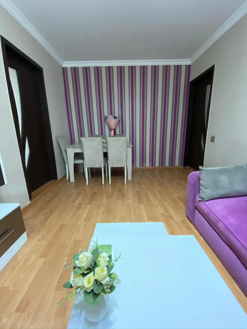 Satılır 3 otaqlı Mənzil Köhnə tikili 45 m² 8-ci kilometr - şəkil 2