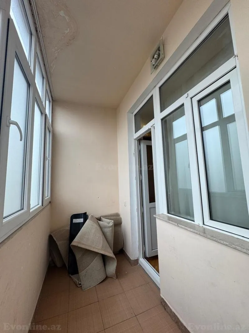 Satılır 2 otaqlı Mənzil Yeni tikili 85 m² Elmlər Akademiyası m. - şəkil 6