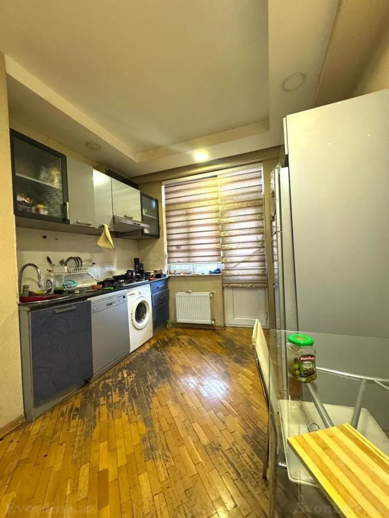 Satılır 2 otaqlı Mənzil Yeni tikili 85 m² Elmlər Akademiyası m. - şəkil 12