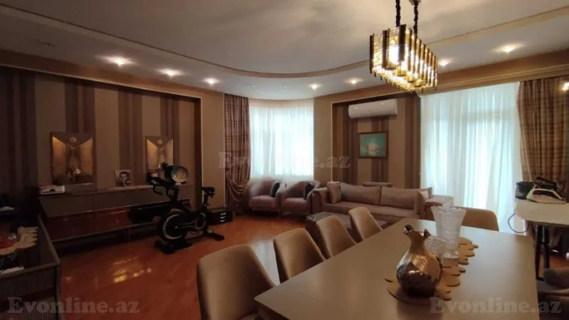 Satılır 4 otaqlı Mənzil Yeni tikili 150 m² 4-cü mikrorayon - şəkil 3