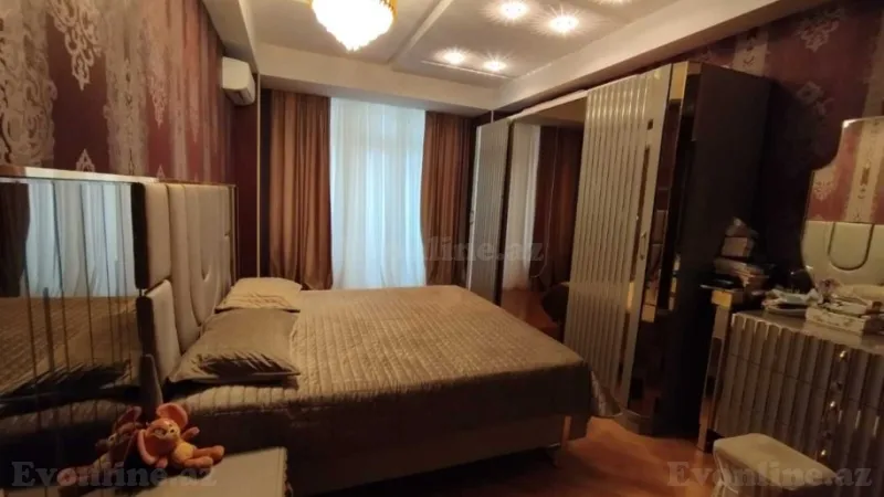 Satılır 4 otaqlı Mənzil Yeni tikili 150 m² 4-cü mikrorayon - şəkil 8