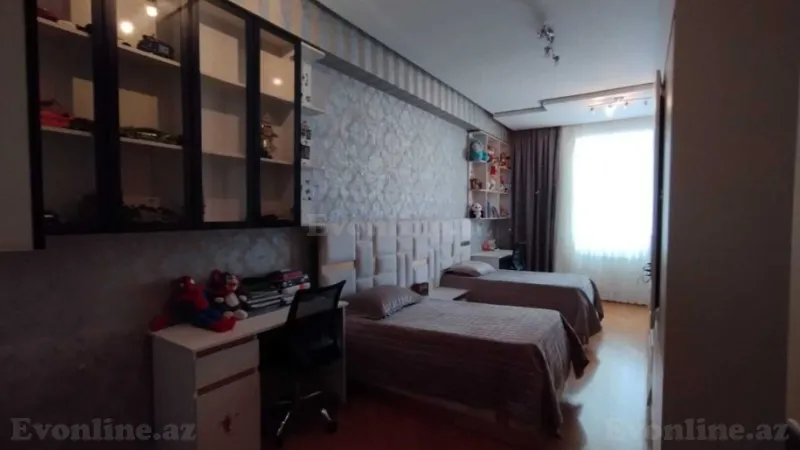 Satılır 4 otaqlı Mənzil Yeni tikili 150 m² 4-cü mikrorayon - şəkil 9