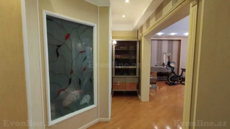 Satılır 4 otaqlı Mənzil Yeni tikili 150 m² 4-cü mikrorayon - şəkil 10