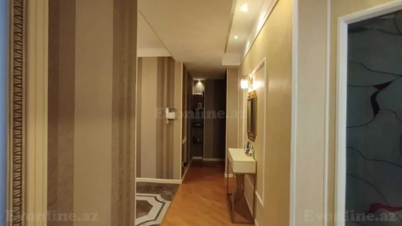 Satılır 4 otaqlı Mənzil Yeni tikili 150 m² 4-cü mikrorayon - şəkil 17