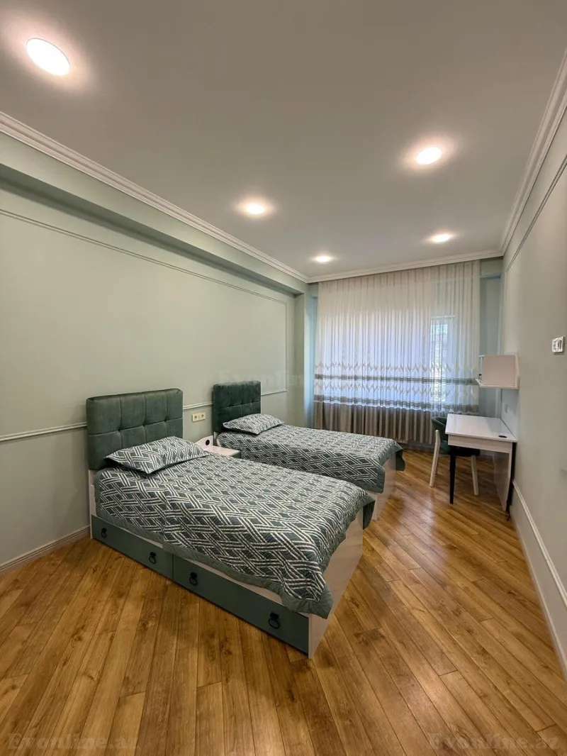 Kirayə verilir 3 otaqlı Mənzil Yeni tikili 130 m² Xətai r. - şəkil 9