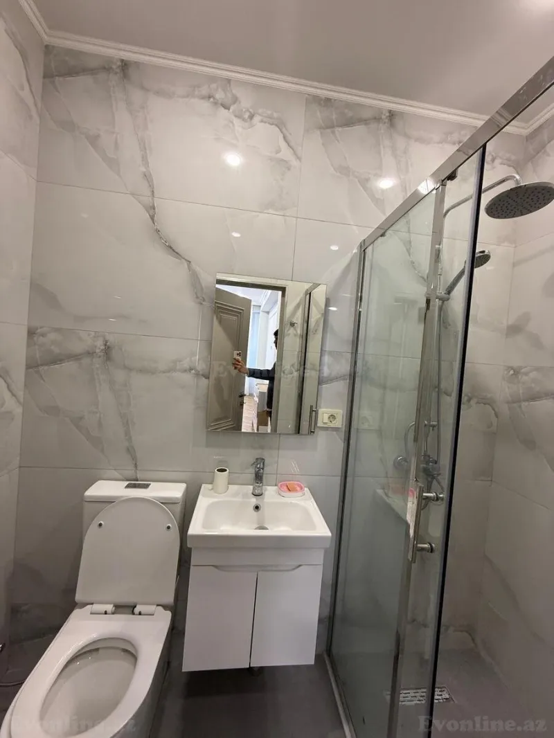 Kirayə verilir 3 otaqlı Mənzil Yeni tikili 130 m² Xətai r. - şəkil 17