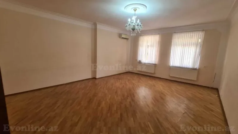 Kirayə verilir Ofis 250 m² Gənclik m.