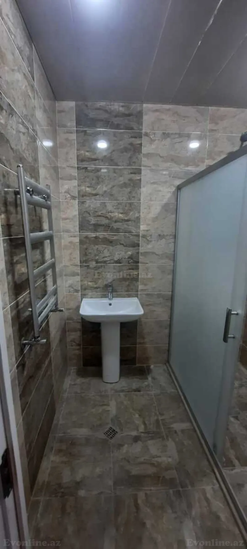 Satılır 3 otaqlı Mənzil Yeni tikili 120 m² Səbail r. - şəkil 14