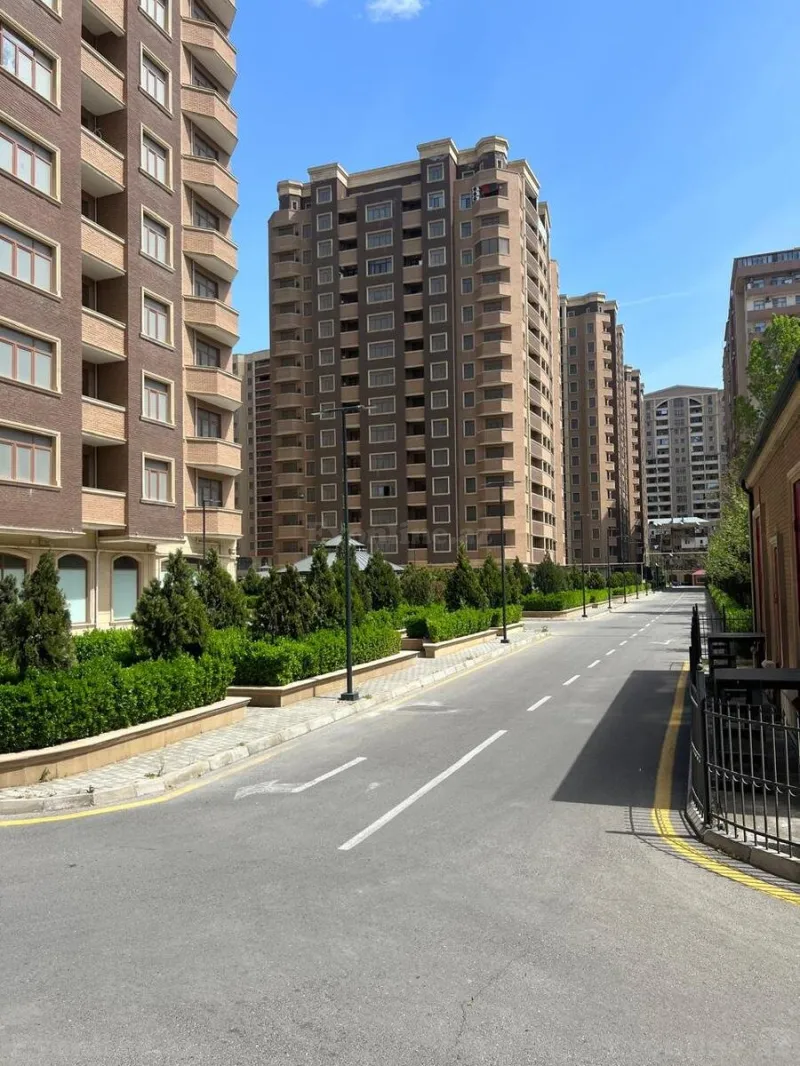 Satılır 3 otaqlı Mənzil Yeni tikili 108 m² 28 May m. - şəkil 22