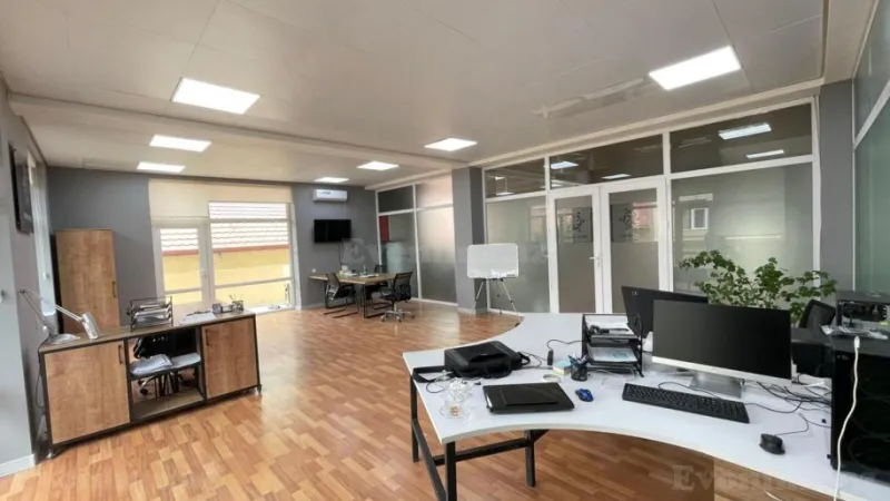 Kirayə verilir Obyekt 2200 m² Gənclik m. - şəkil 5