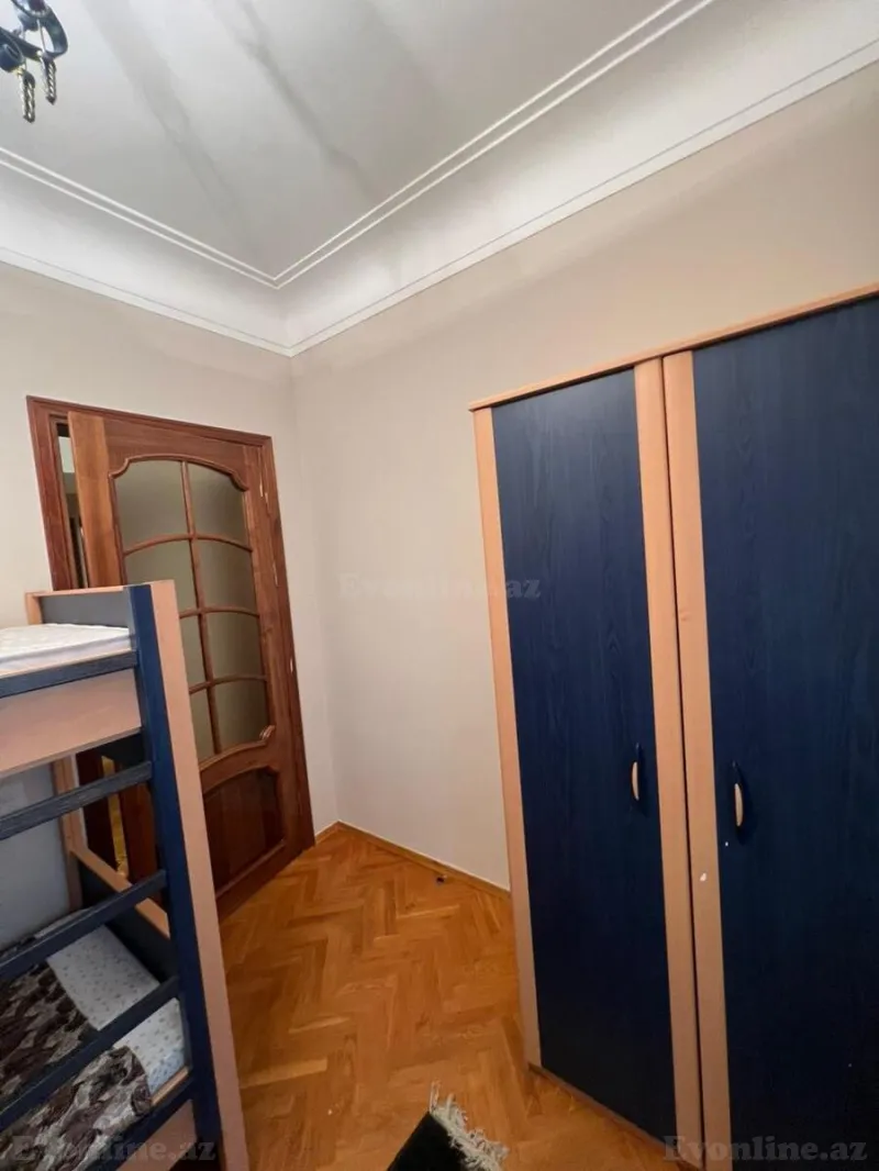 Kirayə verilir 3 otaqlı Mənzil Köhnə tikili 80 m² 28 May m. - şəkil 13