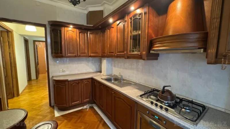 Kirayə verilir 3 otaqlı Mənzil Köhnə tikili 80 m² 28 May m. - şəkil 18