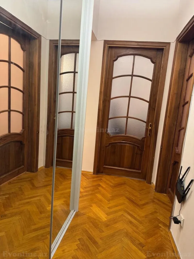 Kirayə verilir 3 otaqlı Mənzil Köhnə tikili 80 m² 28 May m. - şəkil 22