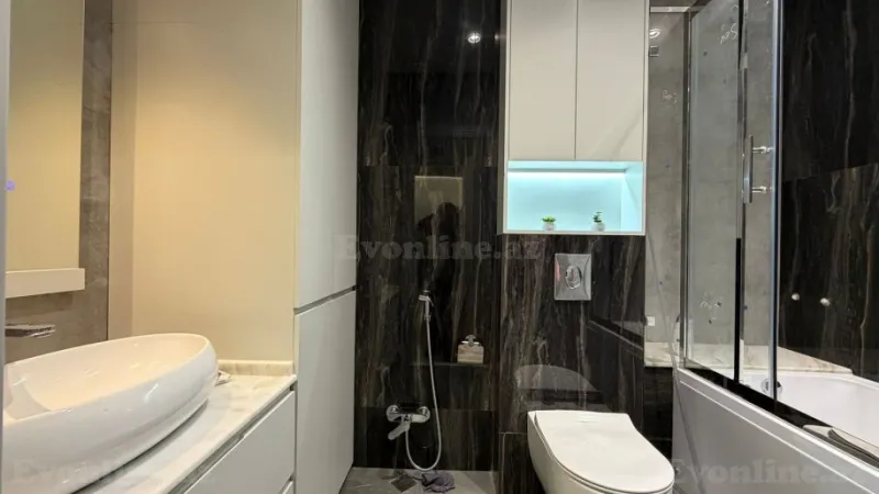 Satılır 3 otaqlı Mənzil Yeni tikili 136 m² Yasamal r. - şəkil 14