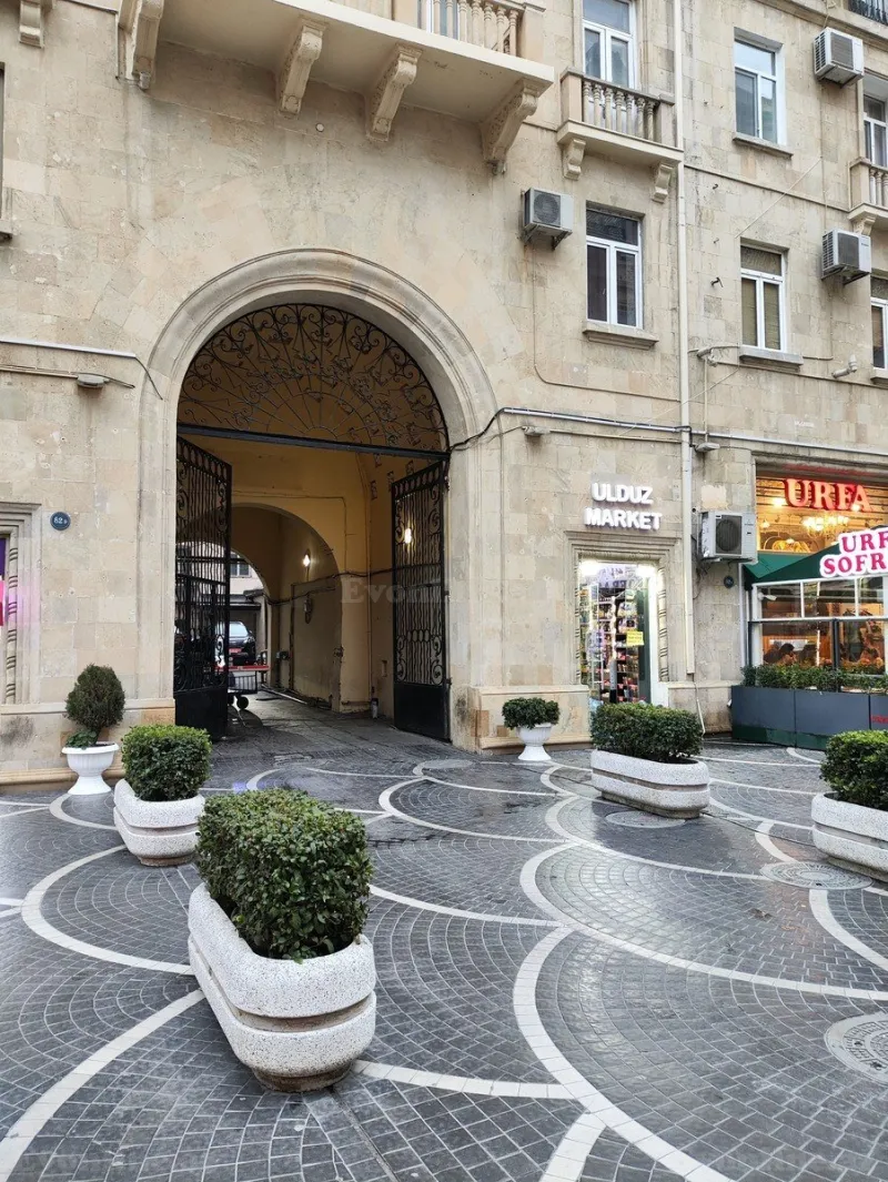 Kirayə verilir Ofis 65 m² Sahil m.