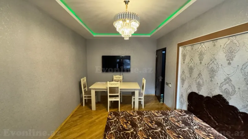 Satılır 1 otaqlı Mənzil Köhnə tikili 35 m² 7-ci mikrorayon