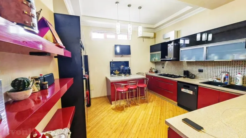 Kirayə verilir 3 otaqlı Mənzil Yeni tikili 150 m² Nərimanov r. - şəkil 4