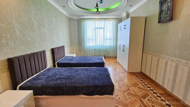 Kirayə verilir 4 otaqlı Mənzil Yeni tikili 200 m² 28 May m. - şəkil 11