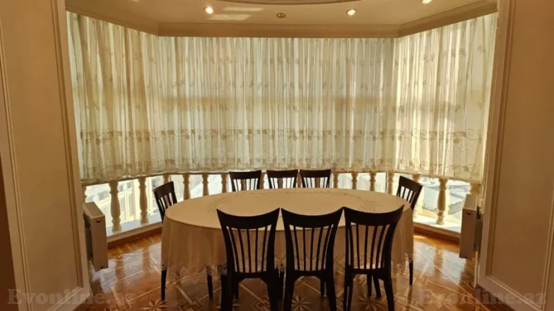 Kirayə verilir 4 otaqlı Mənzil Yeni tikili 200 m² 28 May m. - şəkil 17