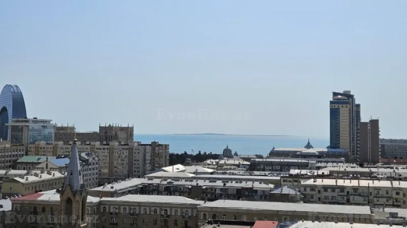 Kirayə verilir 4 otaqlı Mənzil Yeni tikili 200 m² 28 May m. - şəkil 22