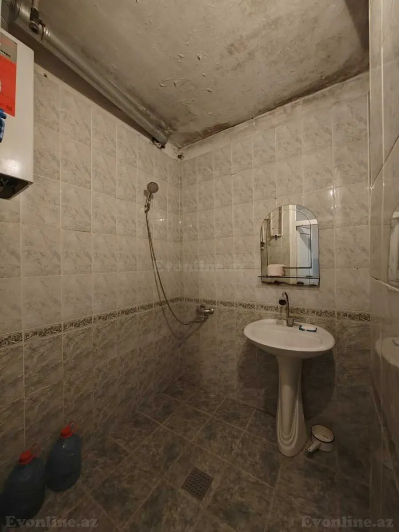 Satılır 3 otaqlı Mənzil Köhnə tikili 80 m² Xalqlar Dostluğu m. - şəkil 13