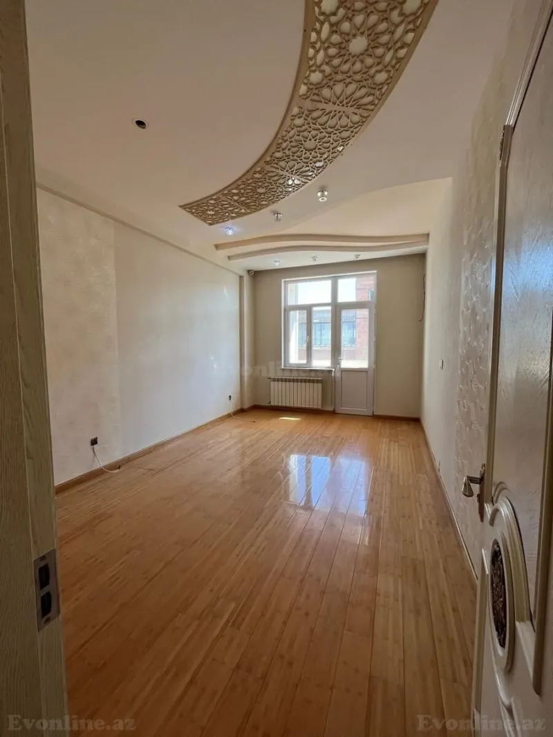 Satılır 3 otaqlı Mənzil Yeni tikili 135 m² 8 Noyabr m. - şəkil 2