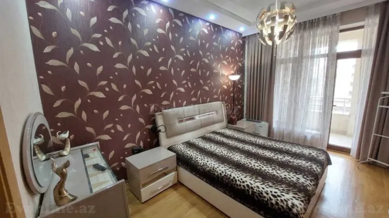 Kirayə verilir 4 otaqlı Mənzil Yeni tikili 165 m² Nizami m. - şəkil 4