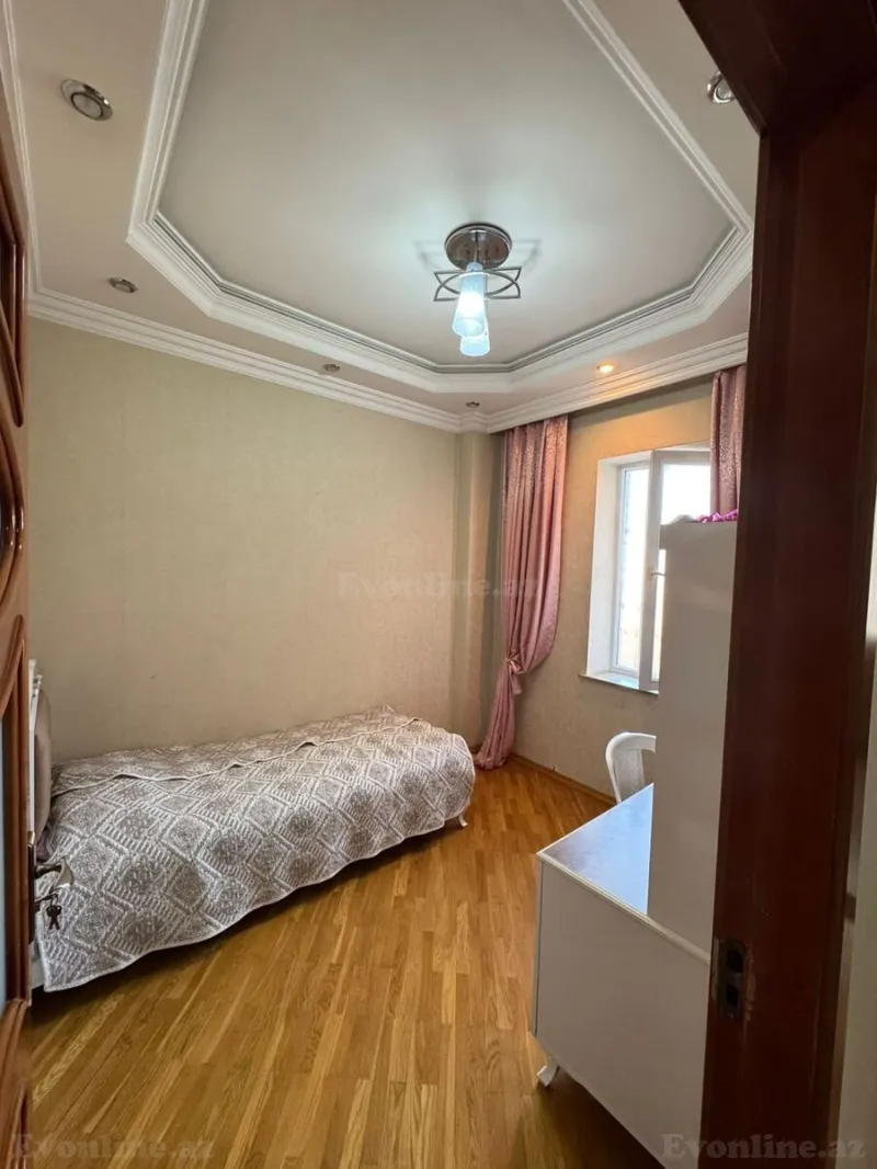 Satılır 4 otaqlı Mənzil Köhnə tikili 100 m² İçərişəhər m. - şəkil 6